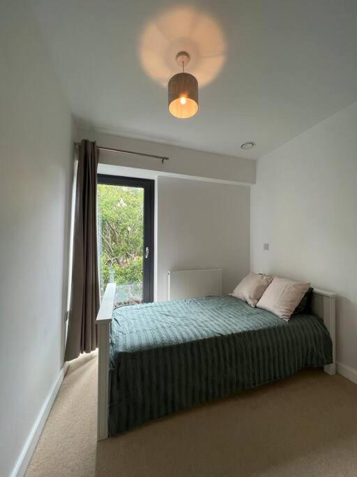 2 Bedroom Modern City Centre Bournemouth Apartment Eksteriør bilde